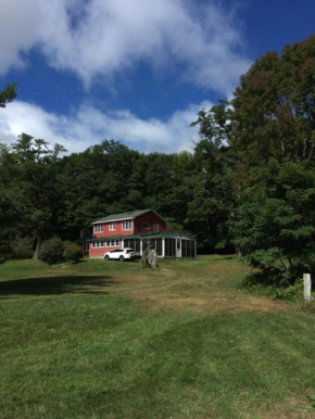 Hannah's Birch Farm 10 Min to Gore Ski Mt.